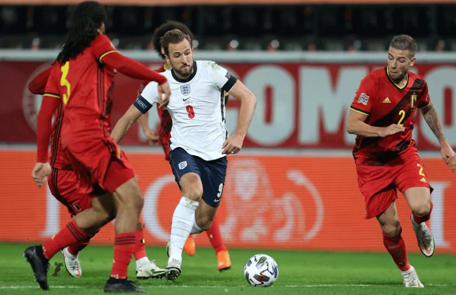 比利时血洗英格兰，乔瓦尼·雷纳绝境逆转的简单介绍