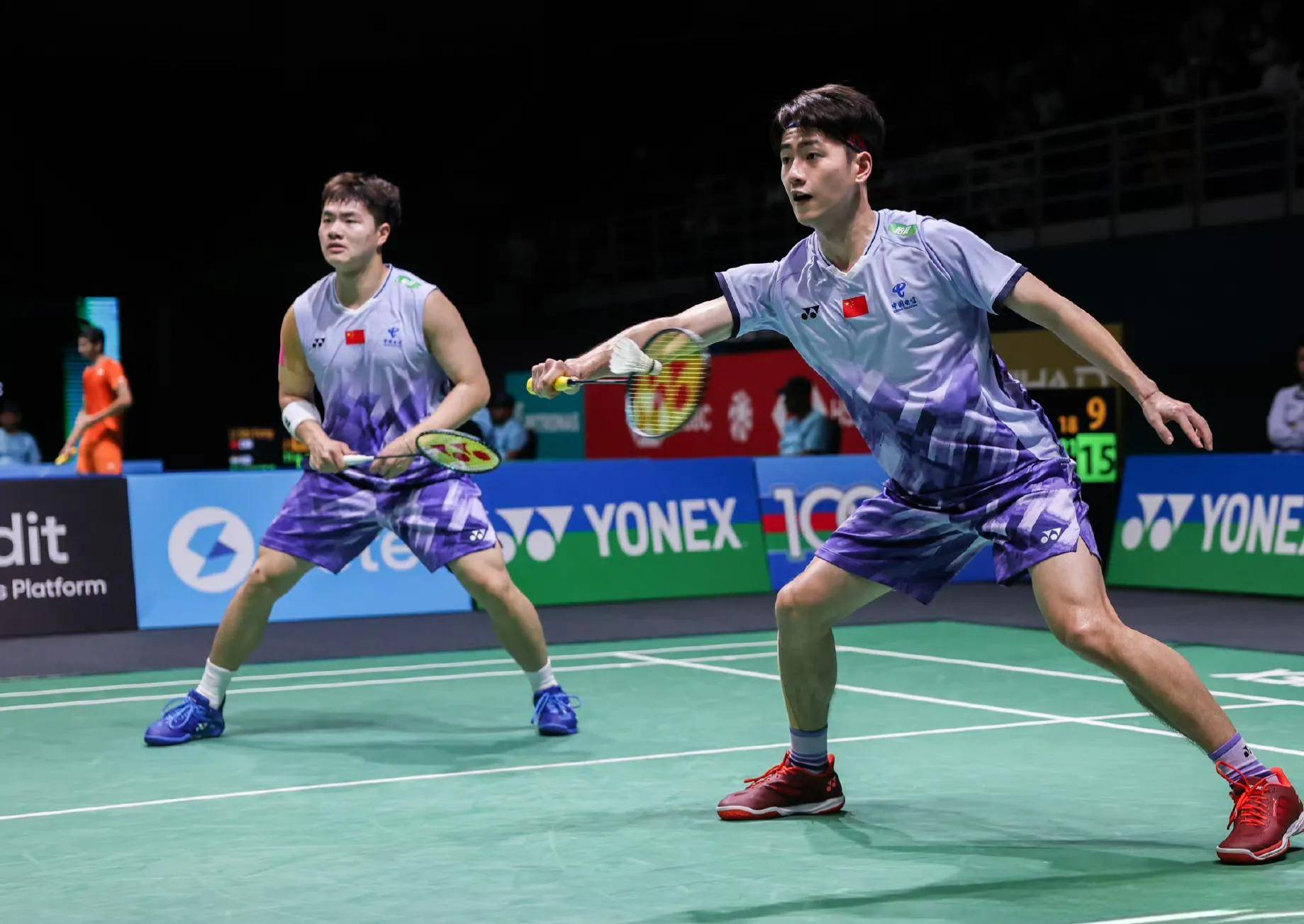 包含印度羽毛球队险胜马来西亚羽毛球队，马琳统治全场的词条