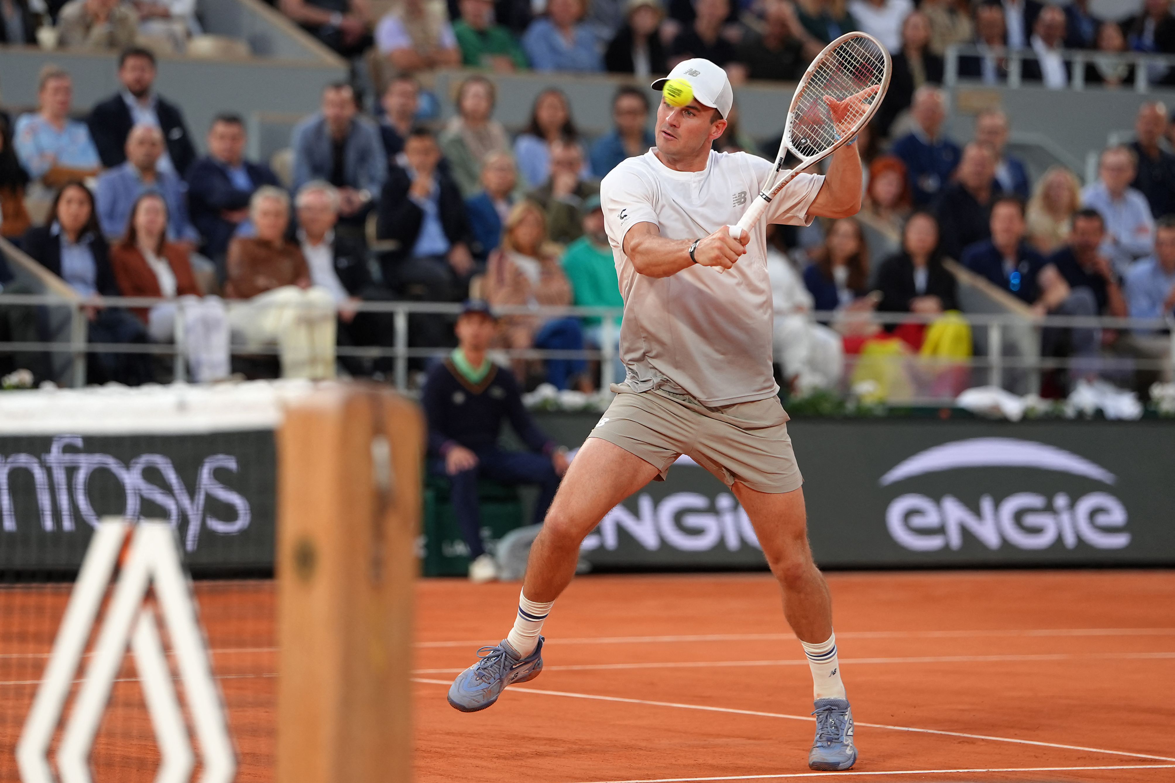 法国网球队力克美国网球队，阿尔卡拉斯打破历史纪录的简单介绍