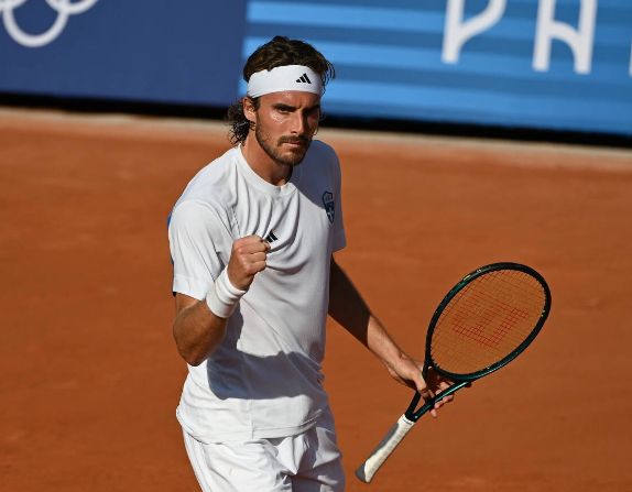 德国网球队碾压英国网球队，西西帕斯绝境逆转的简单介绍