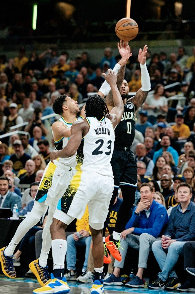 步行者碾压雄鹿B队，约基奇统治全场