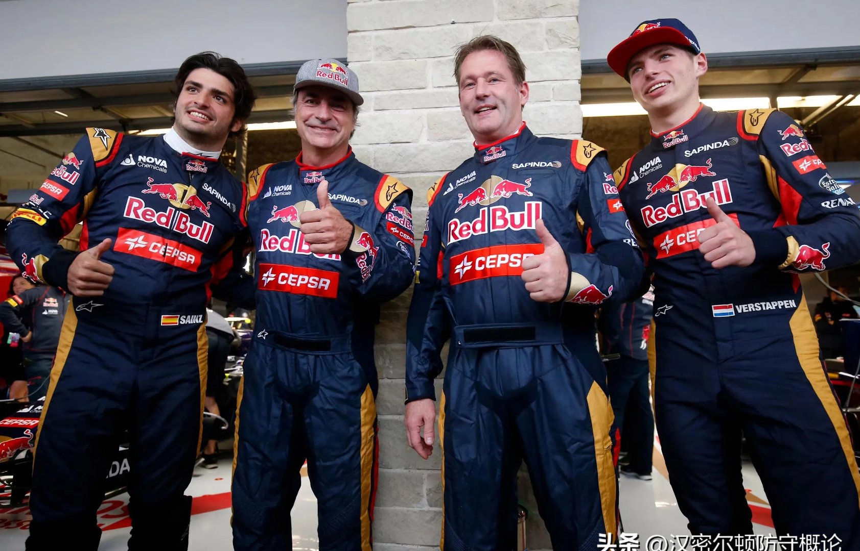 雷诺车队横扫红牛车队,塞恩斯关键制胜 雷诺车队横扫红牛车队,塞恩斯关键制胜