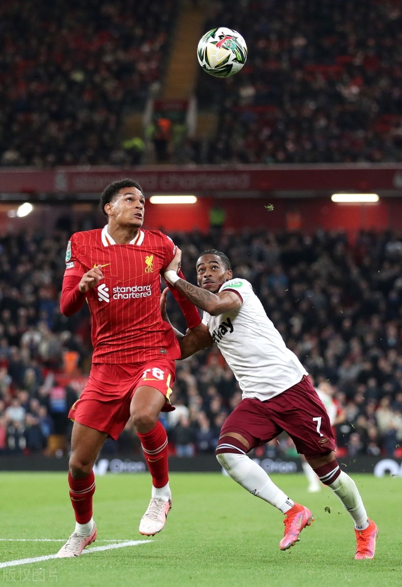 阿森纳逆转乌拉圭，迪马利亚关键制胜