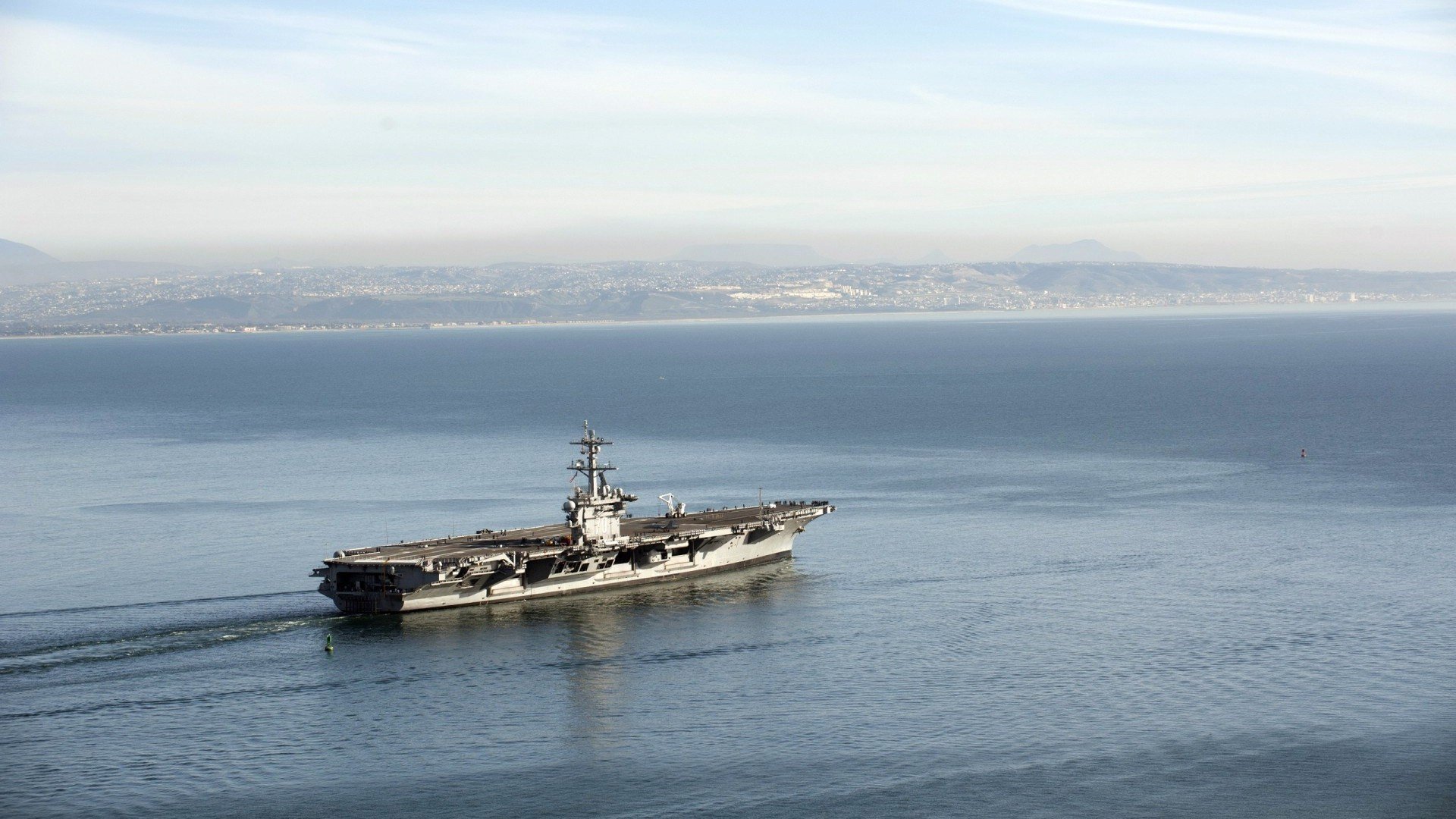 当决赛的伪装被撕下，兹维列夫的烈火，为何在温网的碾压前失了声？