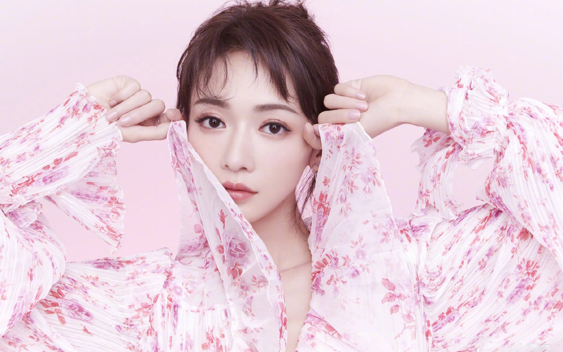 当星光撞上顶级殿堂，温网碾压联合杯，兹维列夫如何写就草地高光篇章